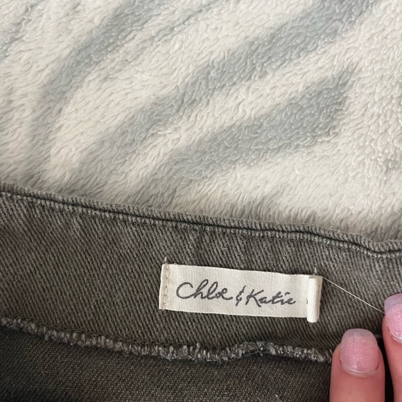 olive green zip skirt - Picture 2 of 4